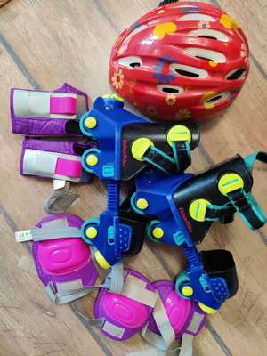 Kids roller skates used, gift set with helmet and knee pads
