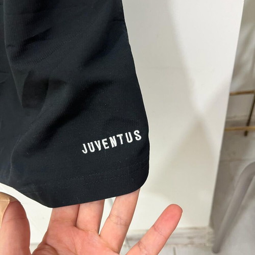 Juventus F.C. Nike men's shorts used, size small, vintage 90s 00s