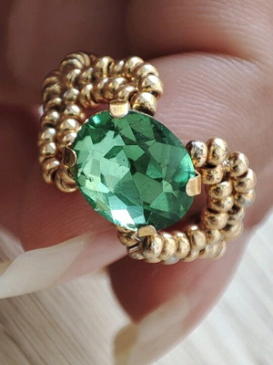 Handmade ring new with golden beads and green centerpiece, size 17