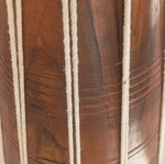 Mridangam ξύλινο κρουστό όργανο μεταχειρισμένο, παραδοσιακό ινδικό τύμπανο