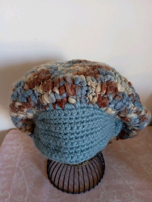 United Colors of Benetton hat like new, multicolor