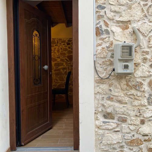 Stone-built maisonette 65 sqm with balcony and fireplace in Sitia