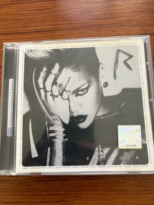 Rihanna Rated R CD used, Greece Special Edition, Pop
