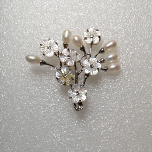 Metal brooch new with cultured pearls and shell flowers