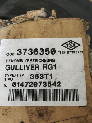 Μαντεμένιος λέβητας πετρελαίου μεταχειρισμένος με καυστήρα Riello και αξεσουάρ