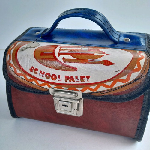 Children's leather lunch box new with lock from the 70s