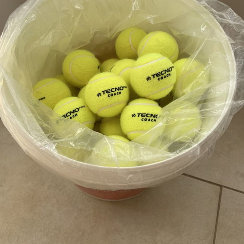 Tecno Pro Coach 60 tennis balls new