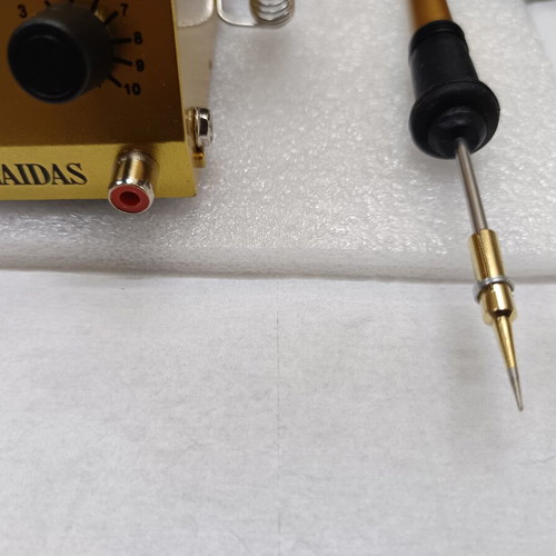 Mini soldering iron for high-temperature soldering