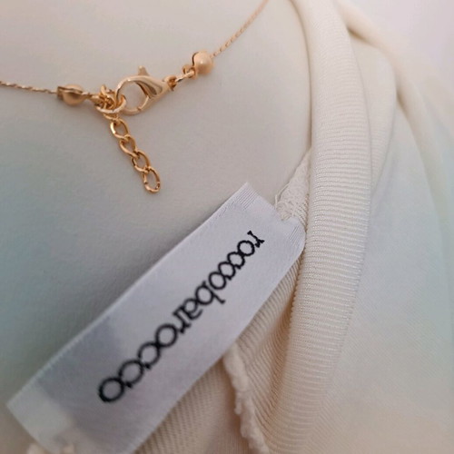 Roccobarocco short-sleeve hoodie blouse like new, cream color
