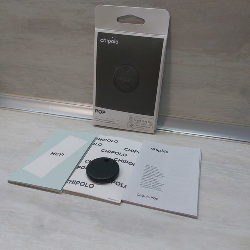 Chipolo POP Bluetooth tracker new, compatible with Apple Find My and Google