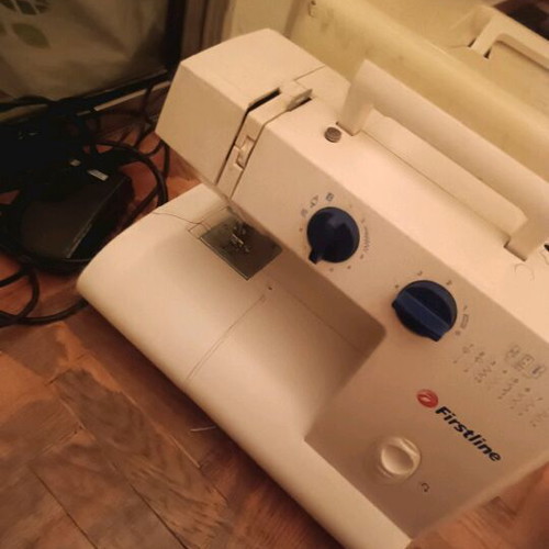 Sewing machine Firstline like new