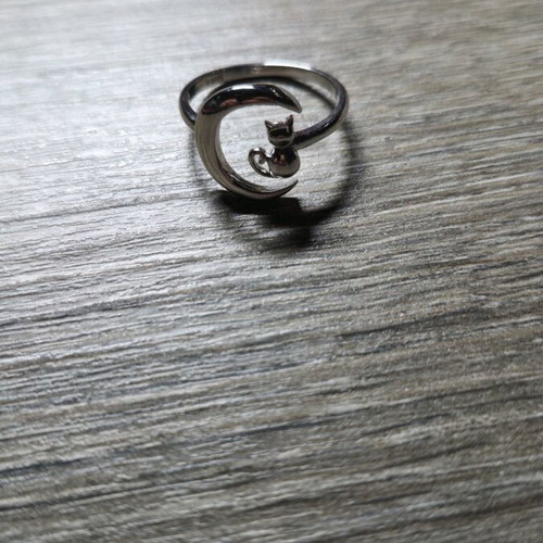 Silver ring cat on the moon new, one size