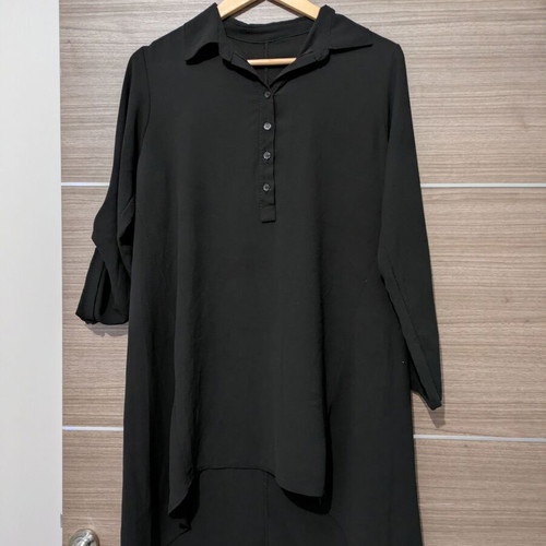 Black shirt dress like new, one size