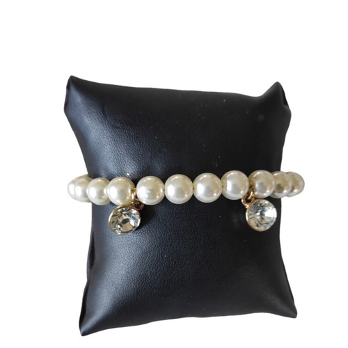 Bracelet with pearls and dangling crystals new