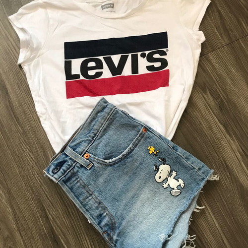 Levi's shorts and t-shirt set size XS new without tag