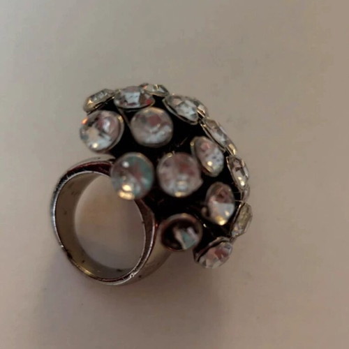 Sfera ring used with impressive silver rhinestones