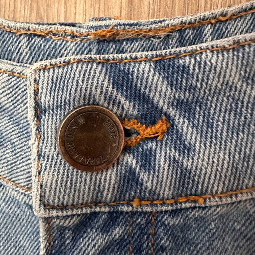 Denim shorts pack of 2 used, Zara pearl detail and Bershka medium size