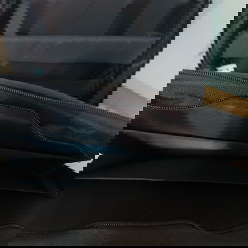 Επαγγελματική τσάντα αφόρετη με θήκη για λάπτοπ