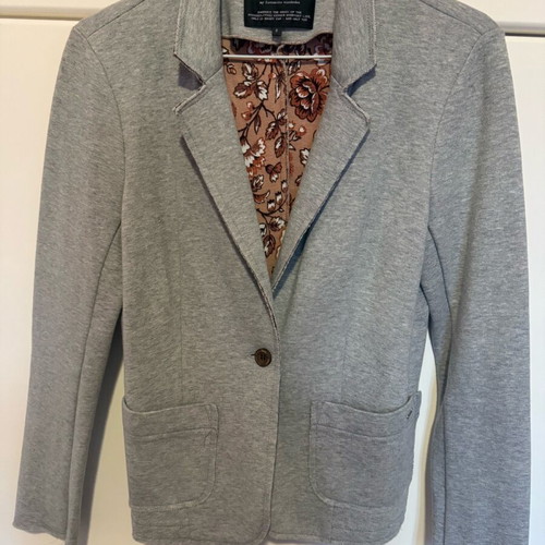 Only blazer gray like new, everyday