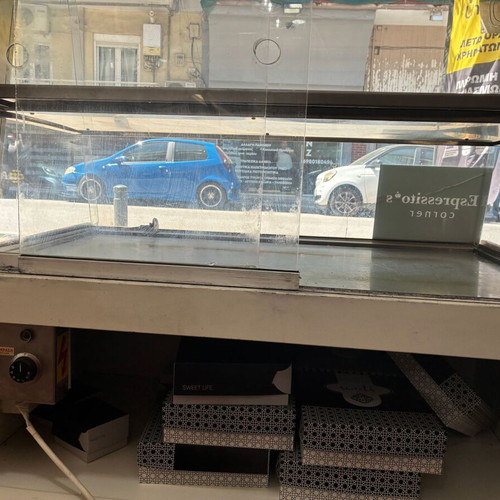 Heated Display Case 2-Level Used for Pastries
