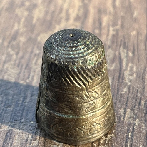 Thimbles used, set of 2, 1920s ornate