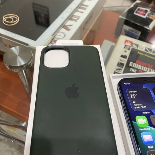 iPhone 12 mini 64 GB blue like new with accessories