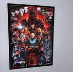 Stranger Things Season 5 Poster με υπογραφές και προσαρμοσμένες φιγούρες Kinder Joy, καινούργιο