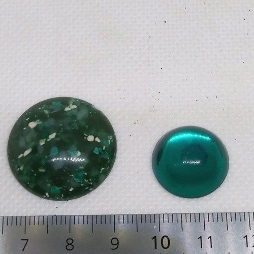 Two Kampouson for Crafts plastic green color, one with mirror, new