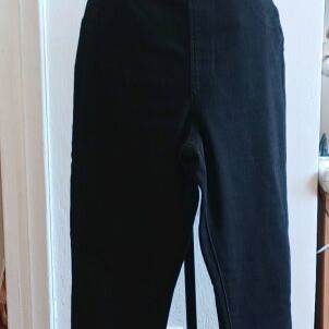Μαύρο jeggings mid waist EU 44 καινούργιο, άνετο και ελαστικό