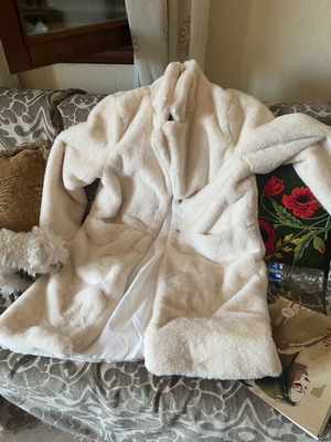 Eco fur coat like new, white, size L
