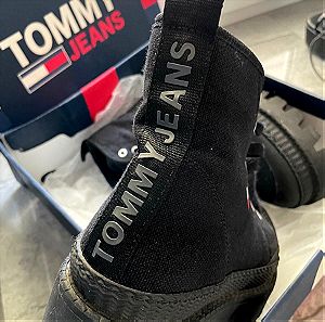 Παπούτσια Tommy Hilfiger