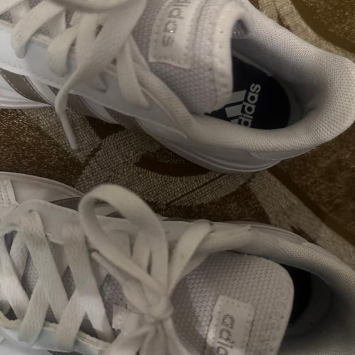 Adidas women's white athletic shoes size 37 like new