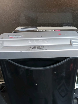Rexel paper shredder like new