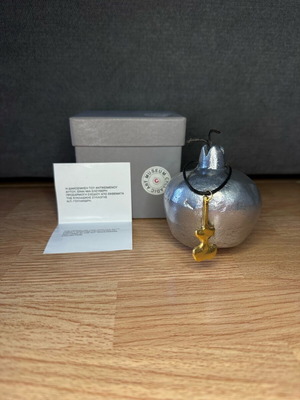 Decorative pomegranate new from Cycladic Art Museum