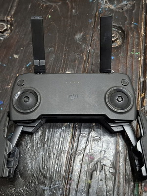 Τηλεχειριστήριο DJI Mavic Mini μεταχειρισμένο, μη λειτουργικό για ανταλλακτικά