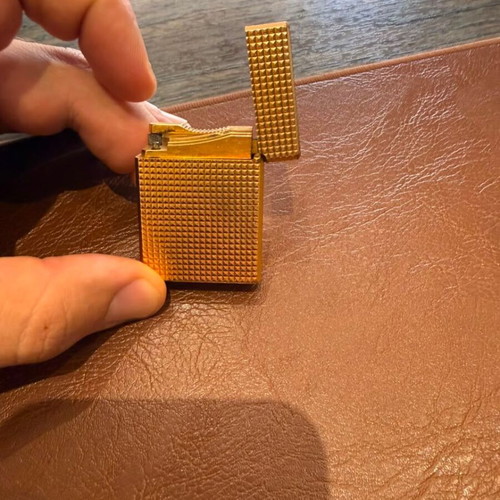 S.T. Dupont Ligne 1 Small Gold Plated Vintage Lighter used, non-functional