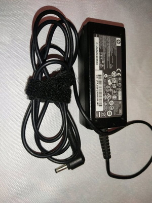 HP зарядно за лаптоп 30w