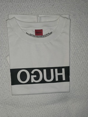 Hugo Boss t-shirt σαν καινούργιο, άσπρο, μέγεθος M