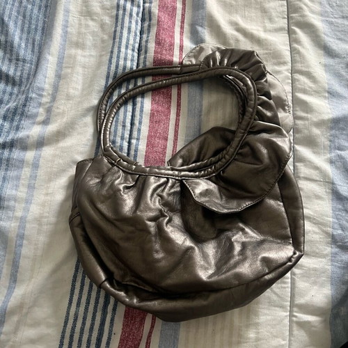Silver handbag like new