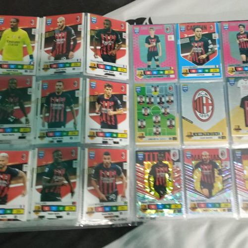 Milan Team 2023 Cards like new, collectible football stickers