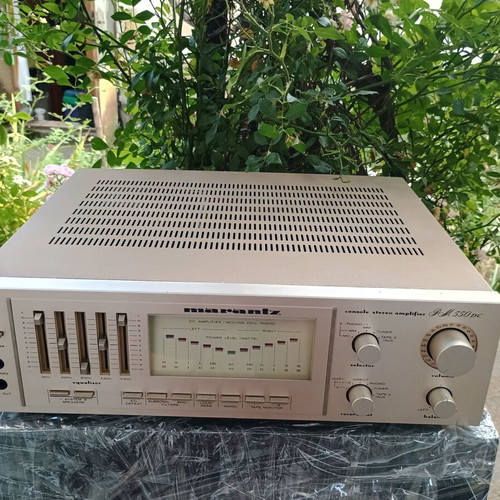 Marantz Console Stereo Amplifier PM 550 DC like new