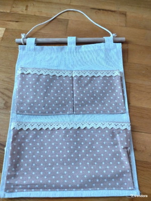 Hanging case unused 30 x 37 cm