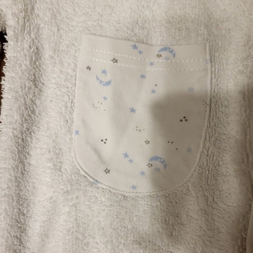 Bathrobe for boy 3 years like new