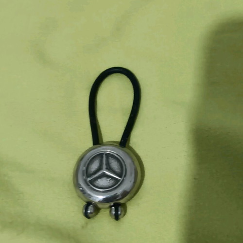 Mercedes-Benz keychain like new, white