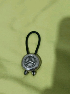 Mercedes-Benz keychain like new, white