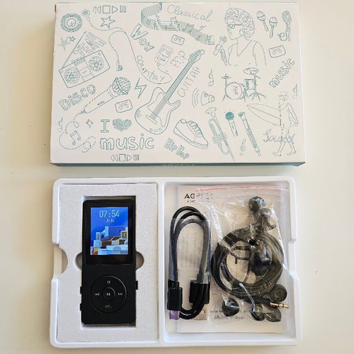 AGPTEK A02S MP3 player 16GB with Lossless sound, up to 70 hours battery