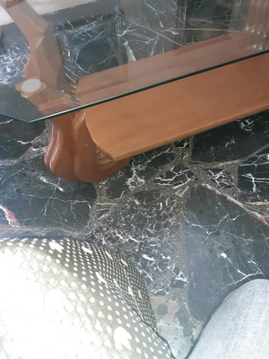 Coffee table like new, solid walnut, carved legs, thick glass