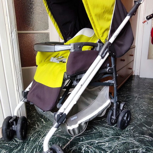 Peg Perego Pliko stroller like new, lightweight and practical