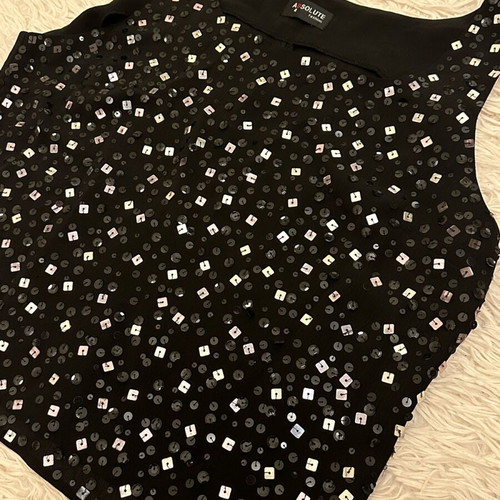 Sleeveless blouse used, black, medium/large/x-large with zipper