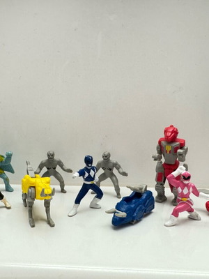 Mighty Morphin Power Rangers miniatures used, pack of 11